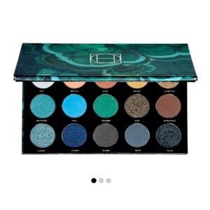 New HipDot Cenote Eyeshadow Palette Animal Test Free Vegan